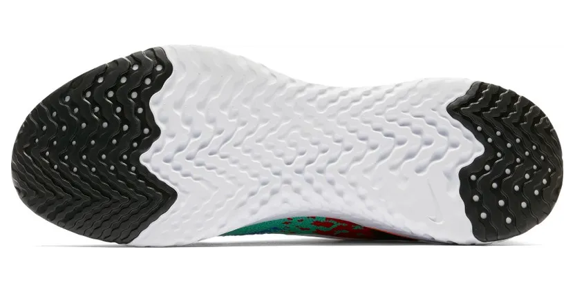 nike-epic AT0054-700
