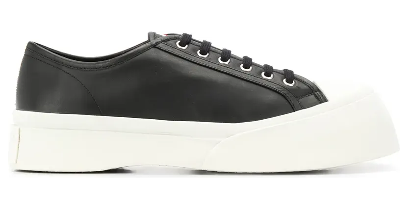 Marni 302 leren met plateauzool “Black” (SNZU002002P2722095)