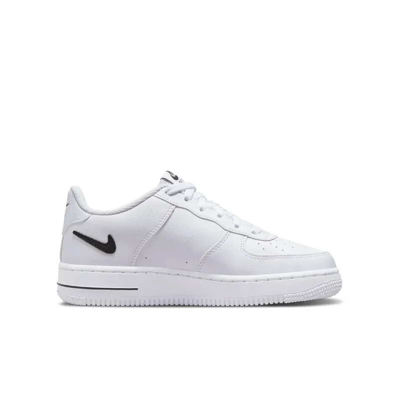 Nike Air Force 1 Older Kids’ White (DR7889-100)