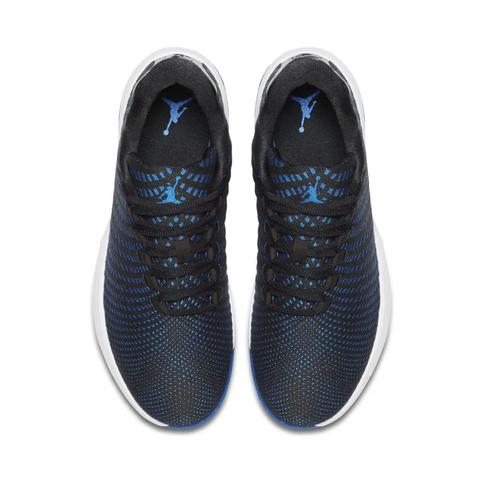 Jordan B.Fly Black/Soar-White (881444-007)