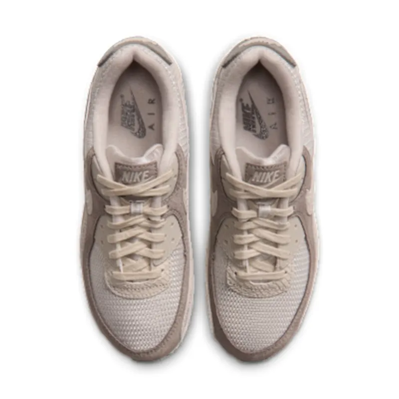Air Max 90 “Cream II”: de slangenprint die je pas op de tweede blik ziet (4)