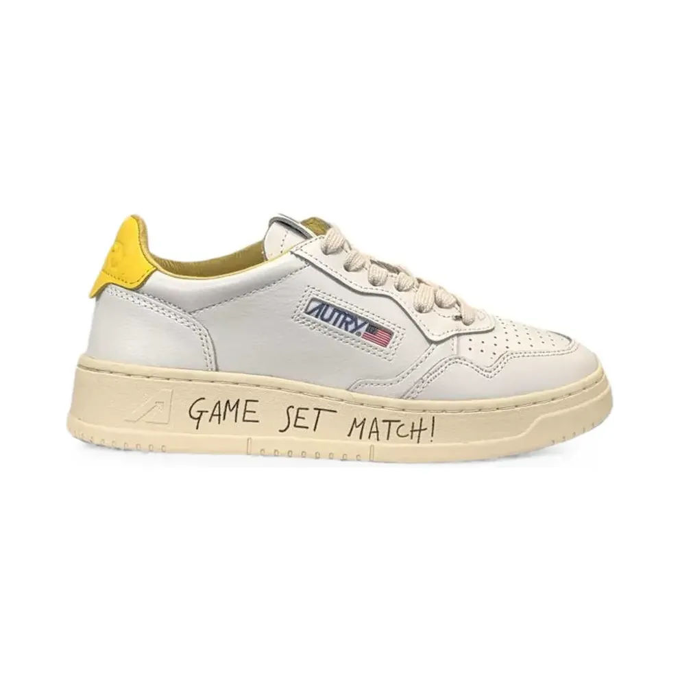 Autry Medalist perforated leather – White (AULWML07)