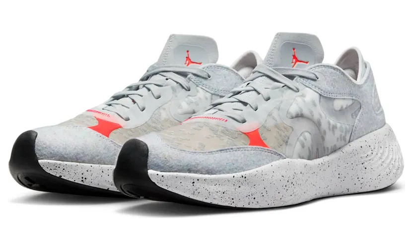 air-jordan-delta DN2647-002