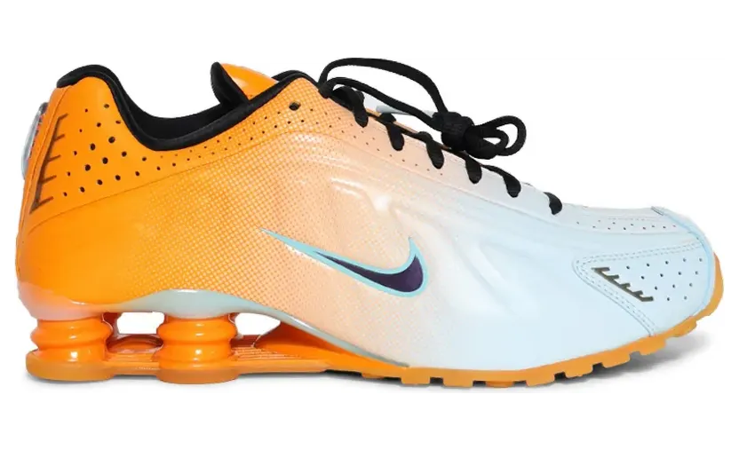 nike-sneaker IO7694