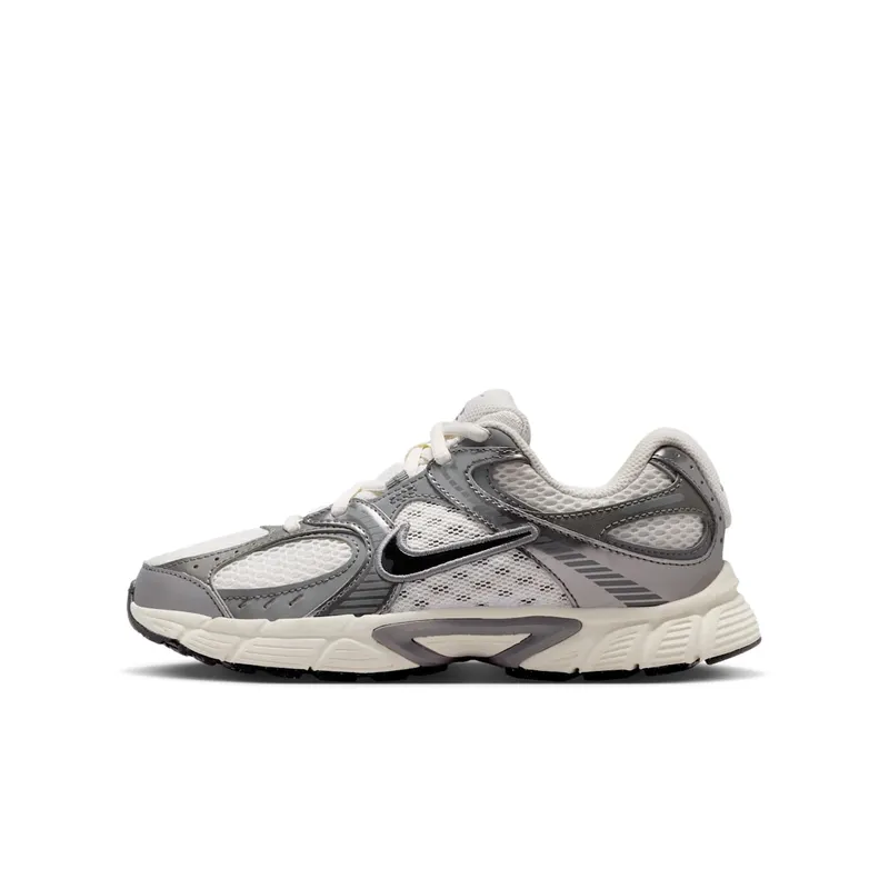 Nike V5 RNR GS “Phantom Pencil Point” (HQ6411-003)