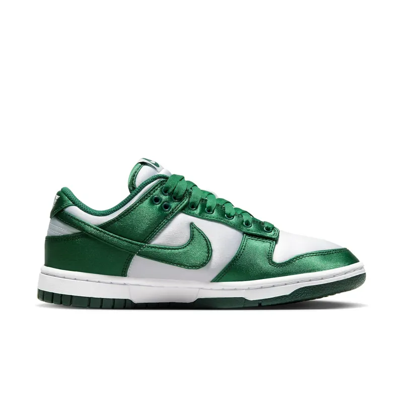Nike DUNK LOW “Green Satin” (DX5931-100)