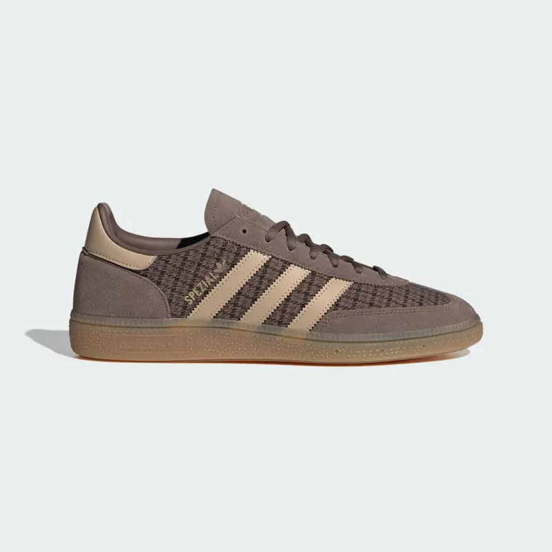 adidas Handball Spezial “Earth Strata / Magic Beige / Gum” (KI2971)