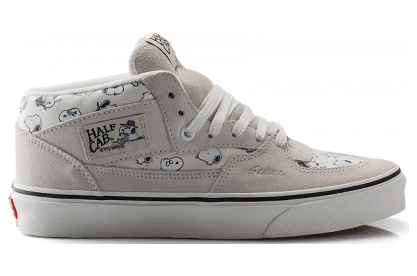 Vans Half Cab Peanuts Snoopy Family (VN0A348EQV3)