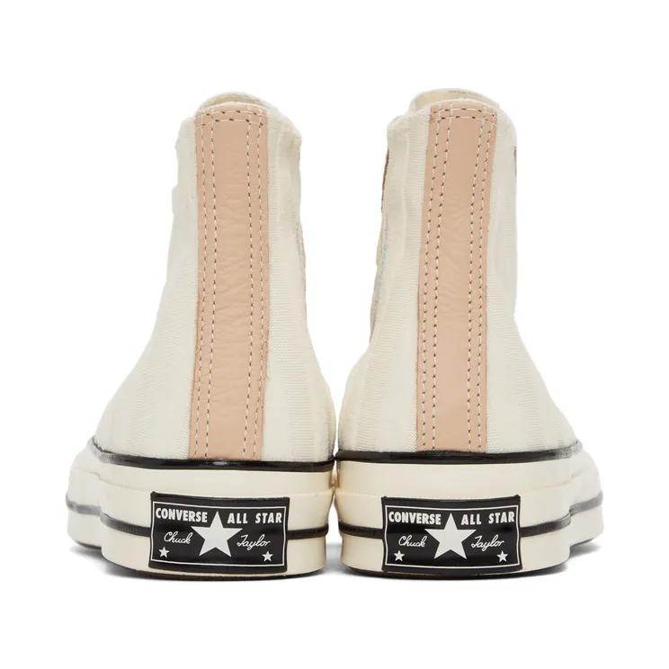 converse-chuck-taylor-all-star 572701C