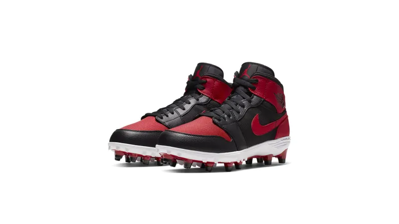 Jordan 1 TD Mid Bred Black/Varsity Red-White-Varsity Red (AR5604-061)