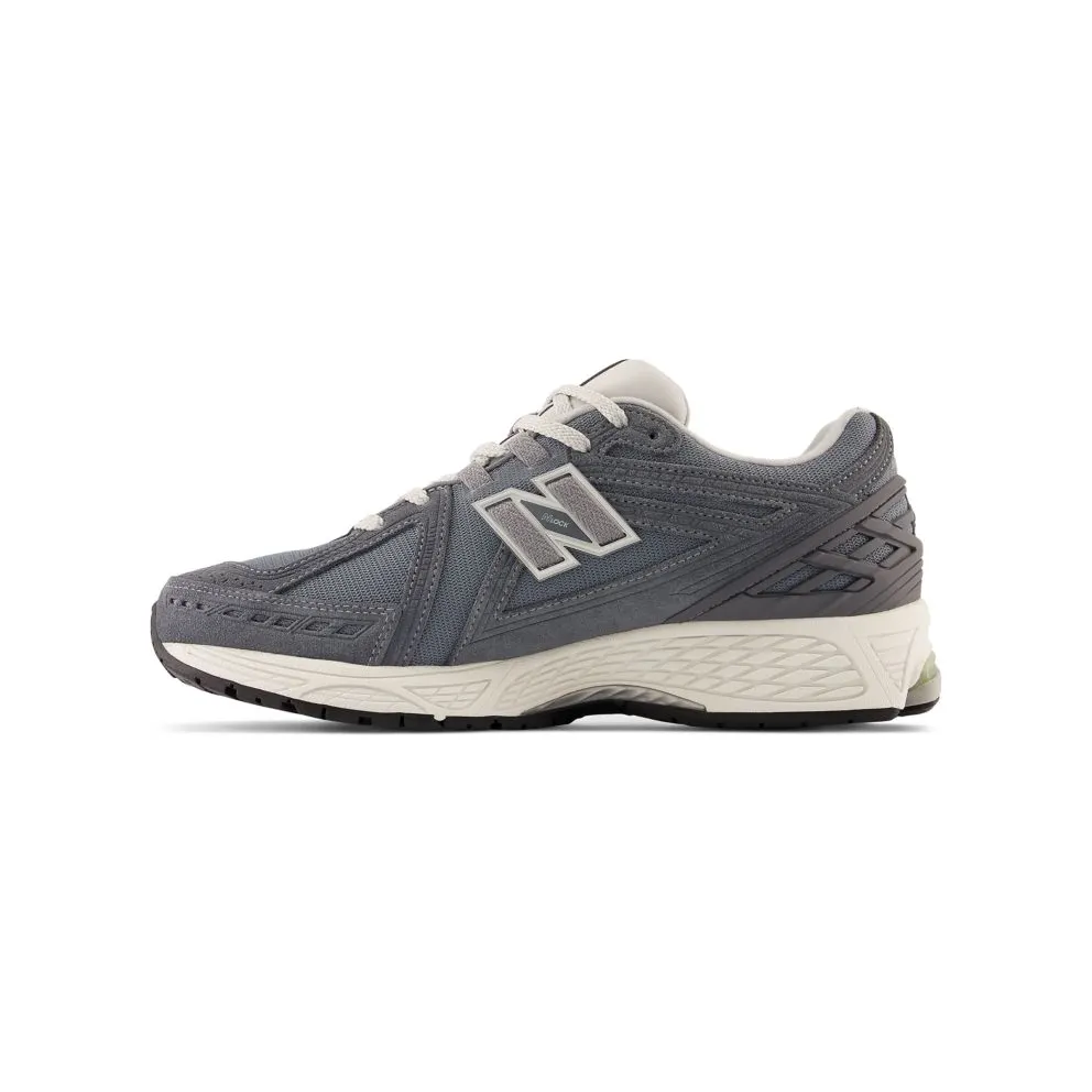 New Balance 1906R “TITANIUM” (M1906RV)