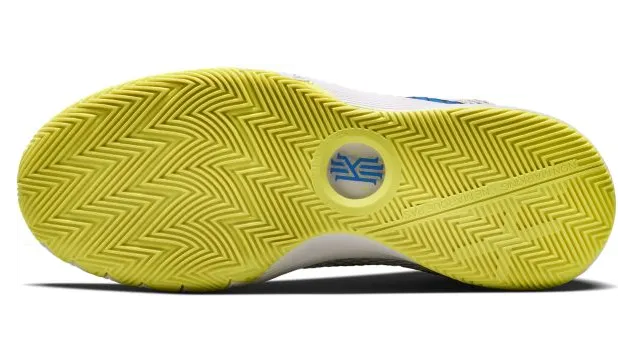 nike-kyrie 717219-101