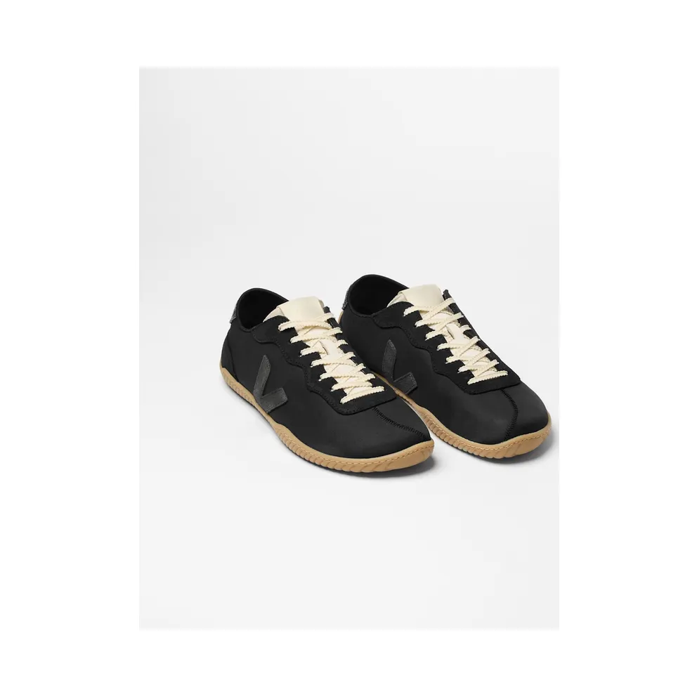 Veja Campo Black