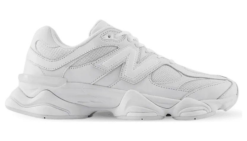 New Balance 9060 “Triple White”: frisse allrounder voor elke dag