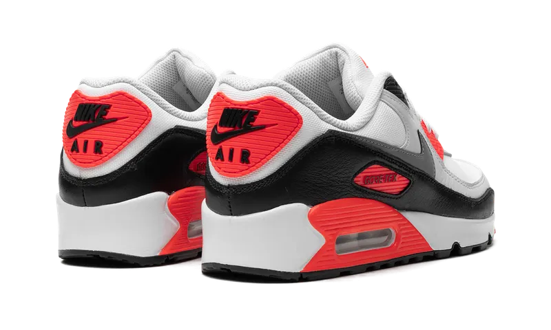 Nike Air Max 90 Gore-Tex “Infrared” (FD5810-101)