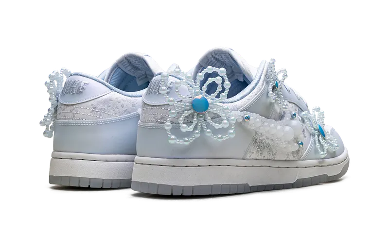 Nike Dunk Low “Susan Fang” (HV8575-100)