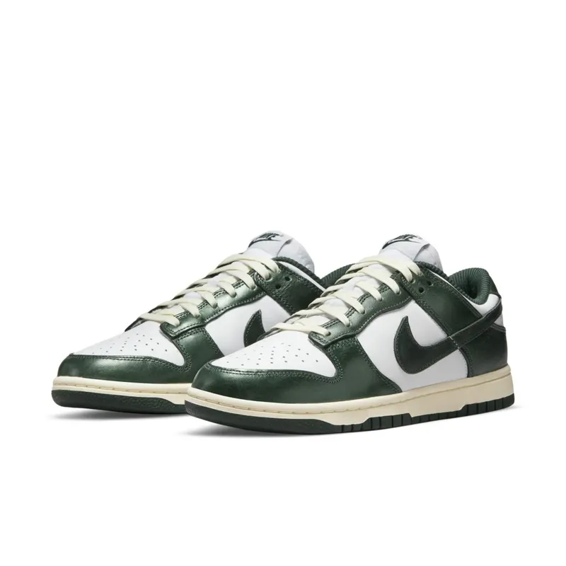 Nike Dunk Low Vintage Green (W) (DQ8580-100)