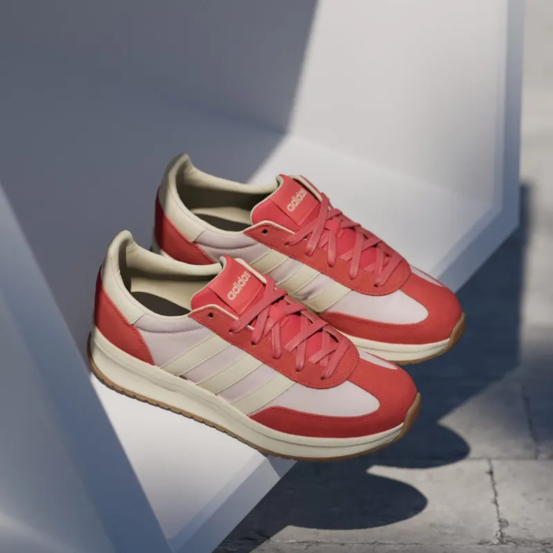 Adidas RUN 70s 2.0 Clear Pink / Warm Vanilla / Semi Lucid Red (JP5465)
