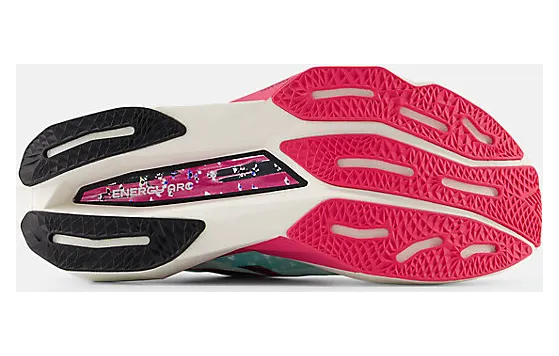 new-balance-fuelcell-supercomp-elite-v4 WRCELM4