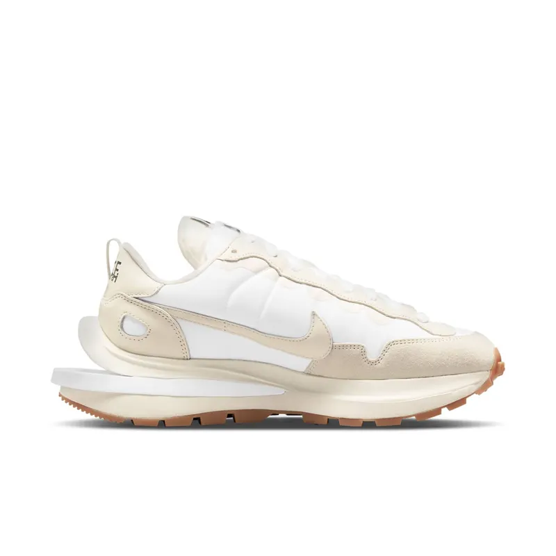 Nike x sacai Vaporwaffle Sail Gum (2021) (DD1875-100)