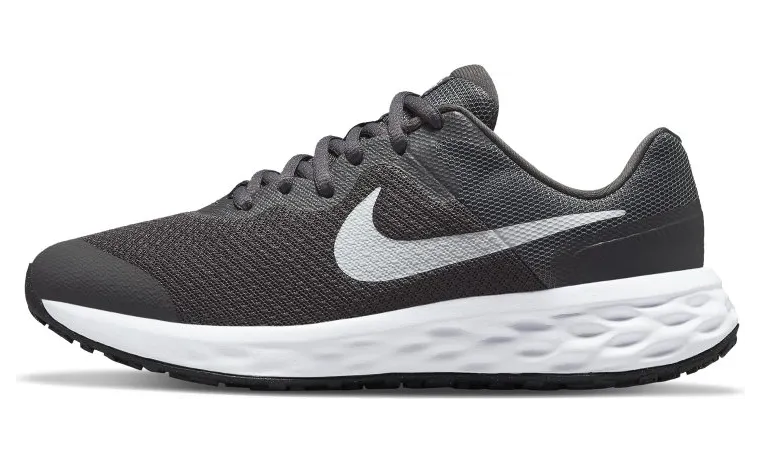 Nike Revolution 6 voor kids (straat) Grijs (DD1096-004)