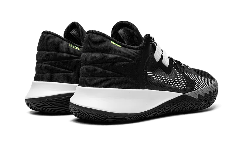 Kyrie Flytrap 5 Basketball Black (CZ4100-002)
