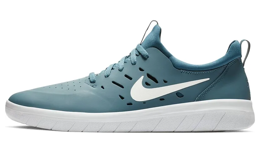 nike-free AA4272-400
