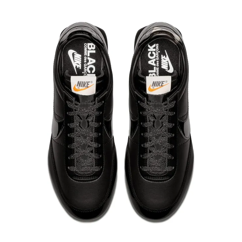 Nike x Comme des Garcons Night Track Wiht (AQ3695-001)
