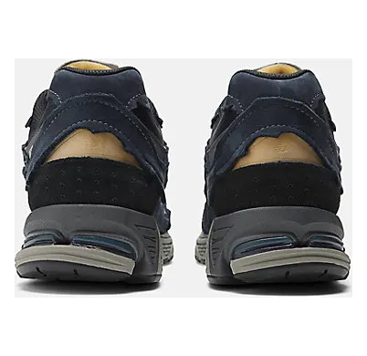 new-balance-2002r M2002RDO