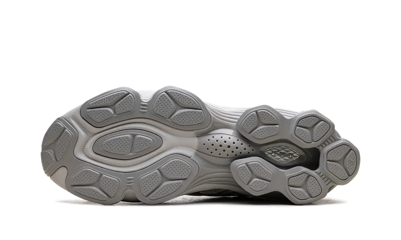 Asics Gel-Kinetic Fluent “EMMI – Cream / Soft Sky” (1203A958-100)