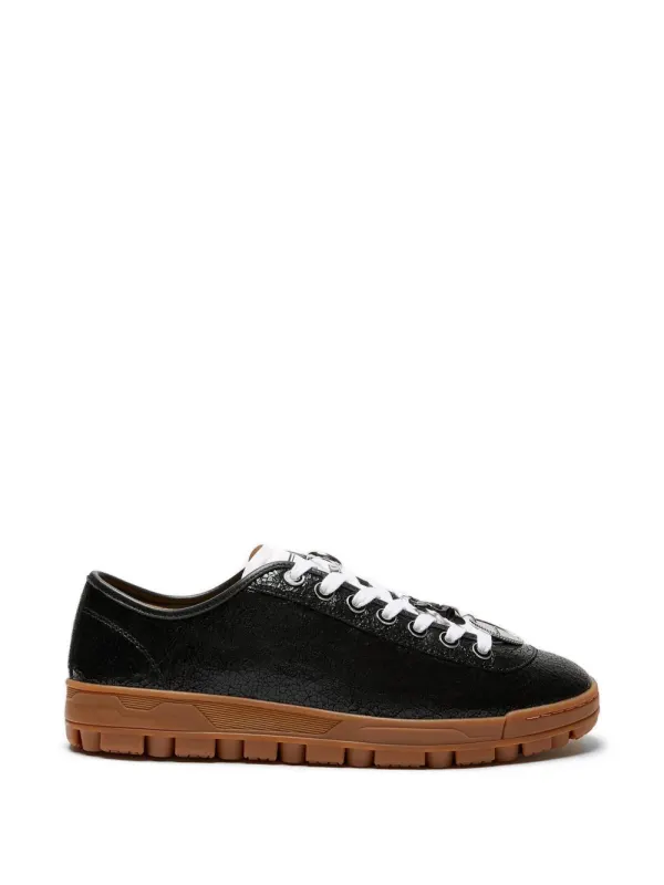 LILI CURIA June mit strukturiertem Anhänger – Black (LC62025100)