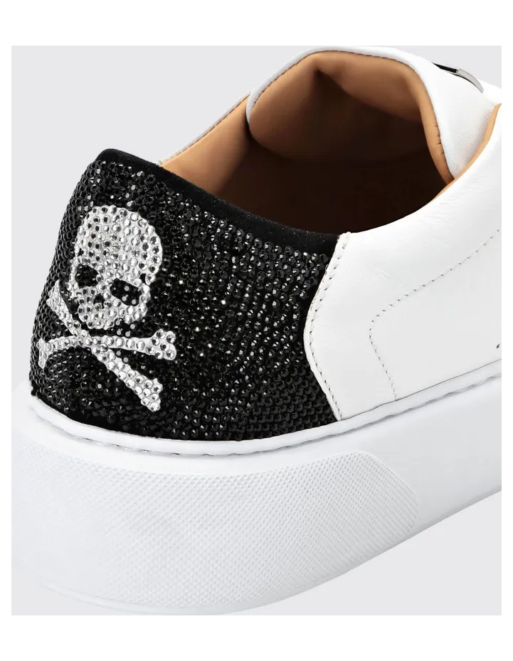 Philipp plein Low-Top Smooth Leather Sneakers with Skull Application and Rhinestones White (SABSWSC2361PLE010N01) (2)