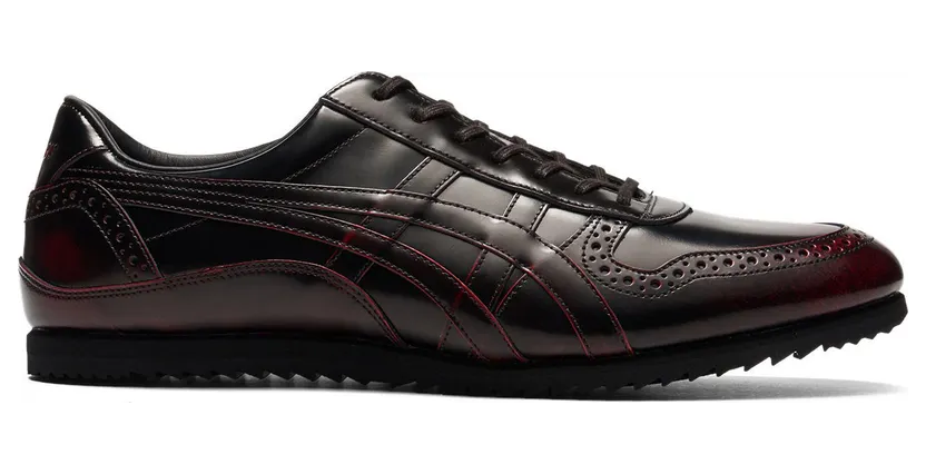 Onitsuka Tiger Ultimate Trainer Licorice Brown Classic Red (1181A610-200)