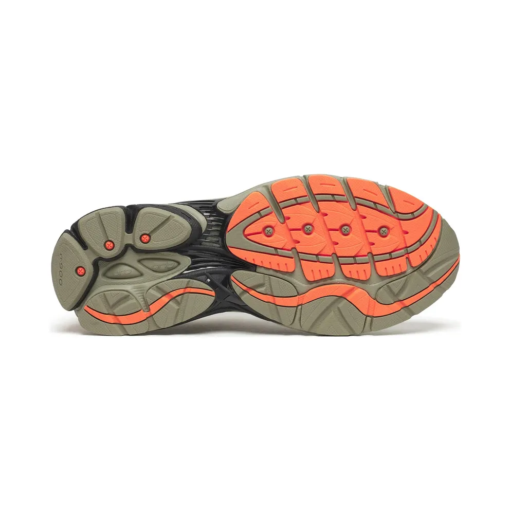 SAUCONY ProGrid Omni 9 Distract “Stone / Alfalfa” (S71004-2)