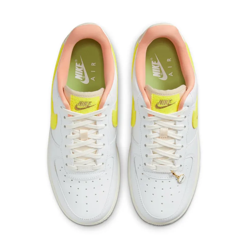 Nike AIR FORCE 1 ’07 LX “Mama” (DV2183-100)