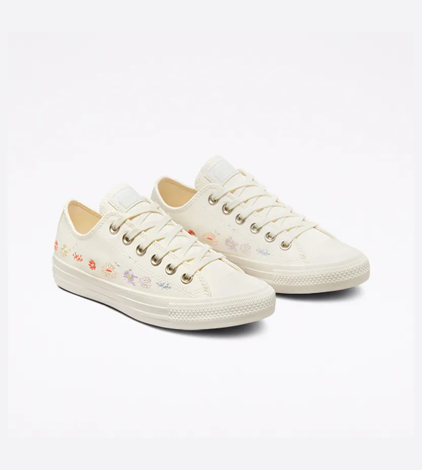 converse-chuck-taylor-all-star A01595C