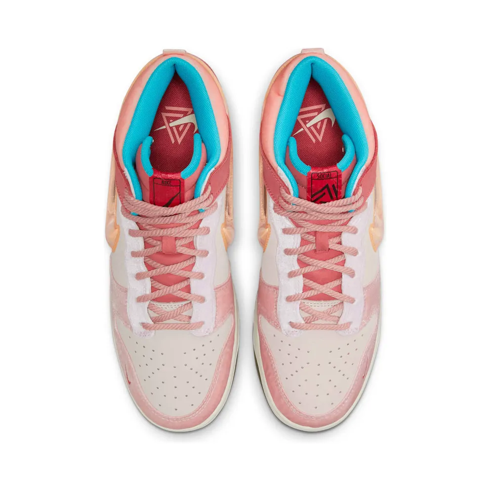 Nike x Social Status Free Lunch Dunk Mid Strawberry Milk (DJ1173-600)