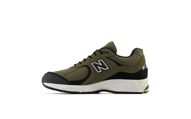 New Balance 2002R Gore-Tex Olive (M2002RXU)