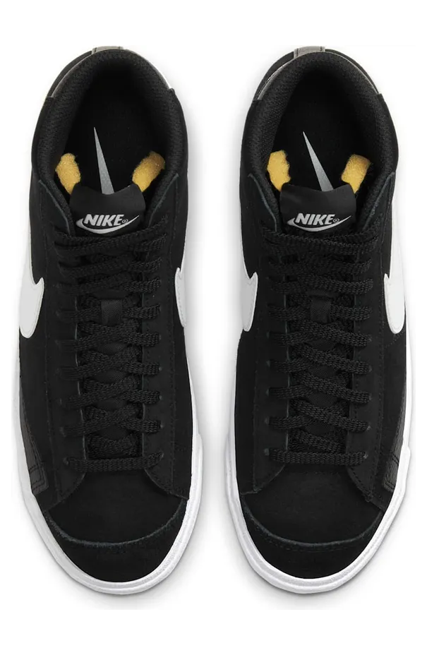 nike-blazer DD6613-001
