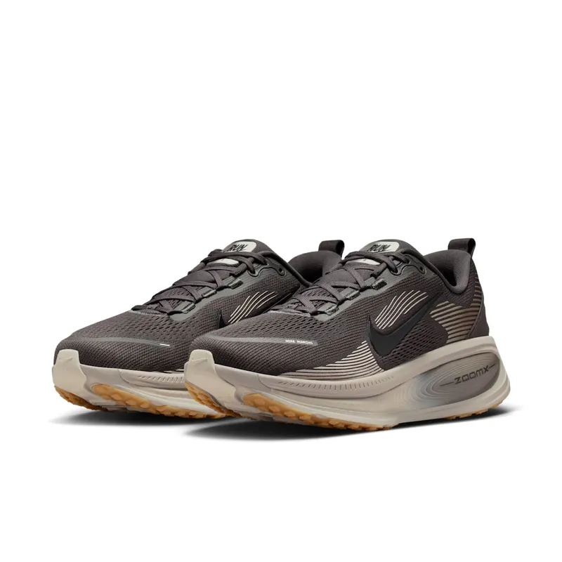 Nike Vomero 18 “Medium Ash College Grey” (HM6803-215)