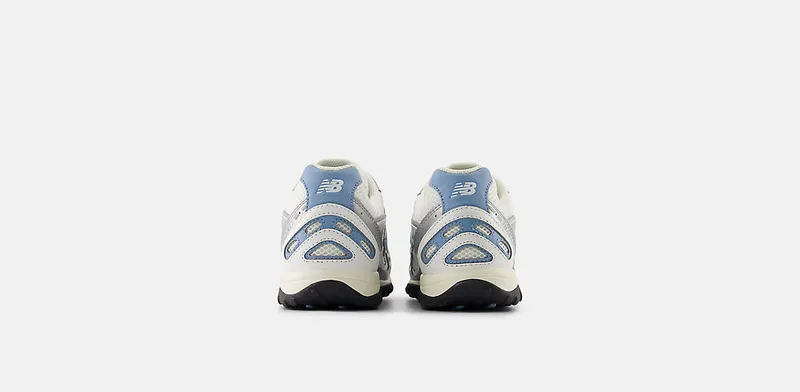 New Balance 204L “Silver Metallic / Sky” (U204LSWC)
