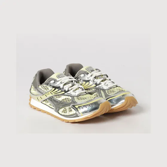 Bottega Veneta Orbit Technical Mesh Sneakers in a Bicolor Design White (755915V2X409561)