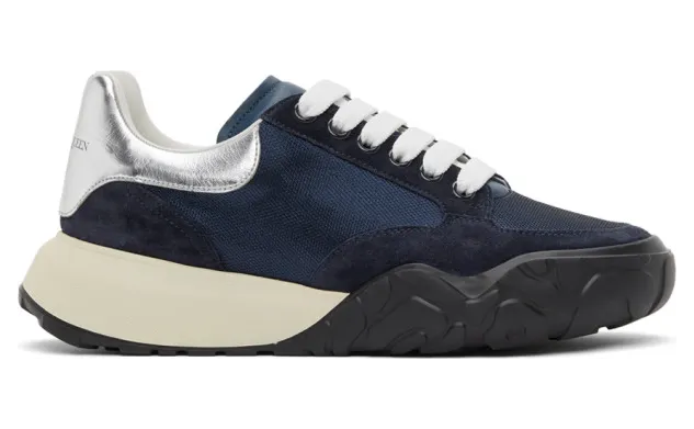 Alexander McQueen Navy and Silver Court Trainer Sneakers (645888W4GY3)