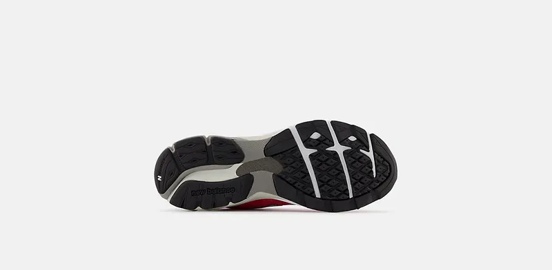 New Balance 990v3 “Red/Black” (M990PL3)