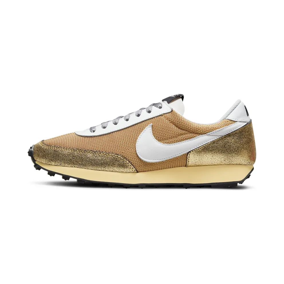 Nike Daybreak Golden Gals (W) (DO5883-700)