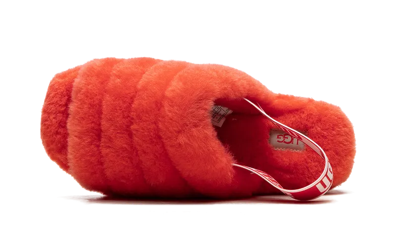 Ugg Fluff Yeah Slide “Red Currant” (1095119-RCRR)
