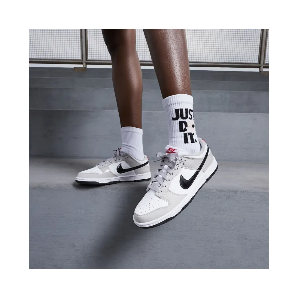 Nike DUNK LO ESS “Light Iron Ore” (DQ7576-001)