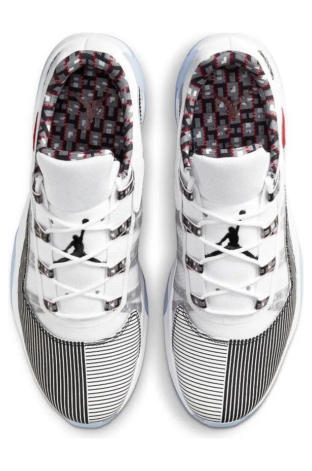 air-jordan-11 DJ4893-106