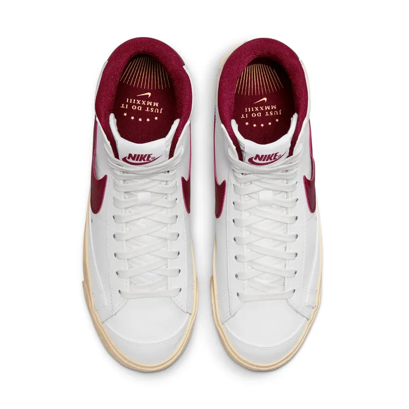 Nike Blazer Mid 77 SE Sisterhood (DV7003-100)