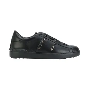Valentino Garavani Rockstud Untitled Black Ruthenium-finish Stud (YS0931BXE_0NO)